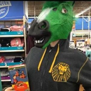 Meet your Posher, Thomas